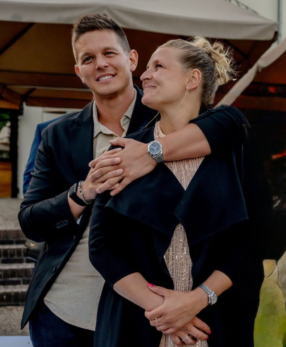 Portretfoto Linda Spaans-Rijpstra met partner, oprichters van Let's Go Events
